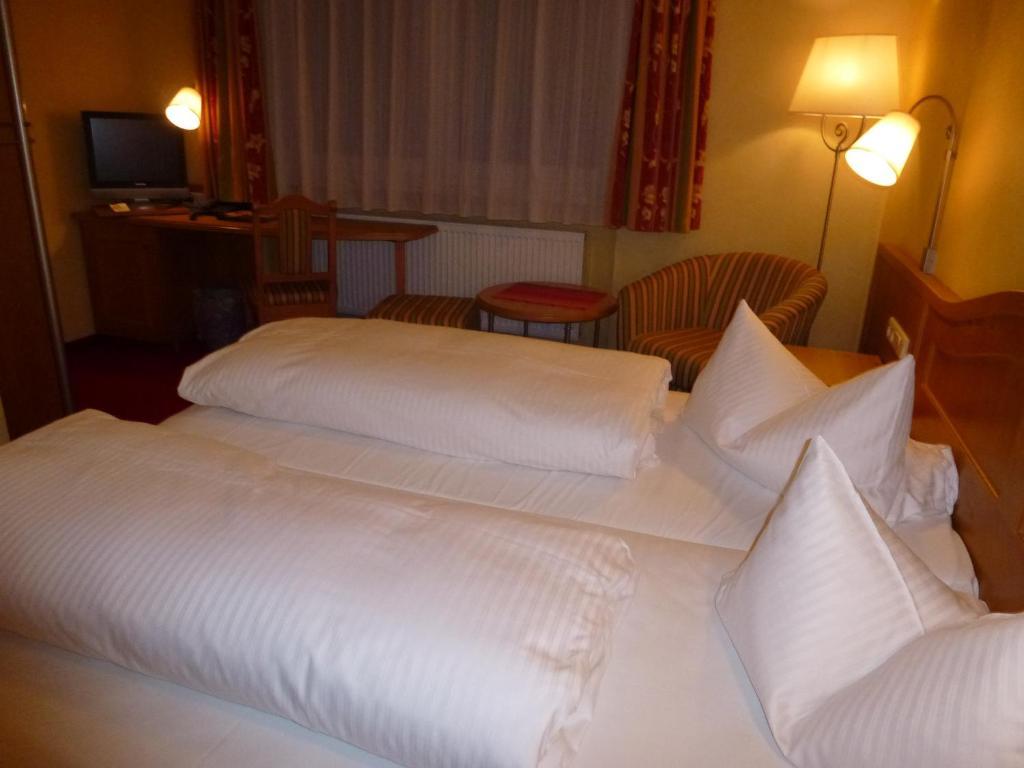 Gasthof Hotel Reif Königstein in der Oberpfalz Extérieur photo